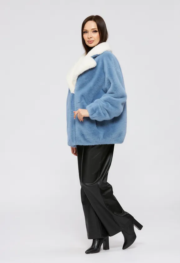 Фото Шуба из эко норки голубая с белым и английским воротником - 5