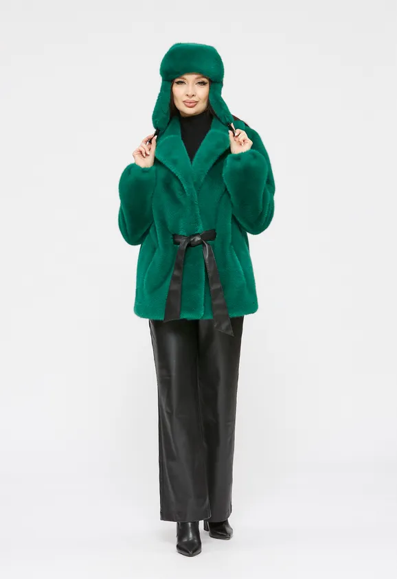Фото Шуба из эко норки зеленая с английским воротником - 1