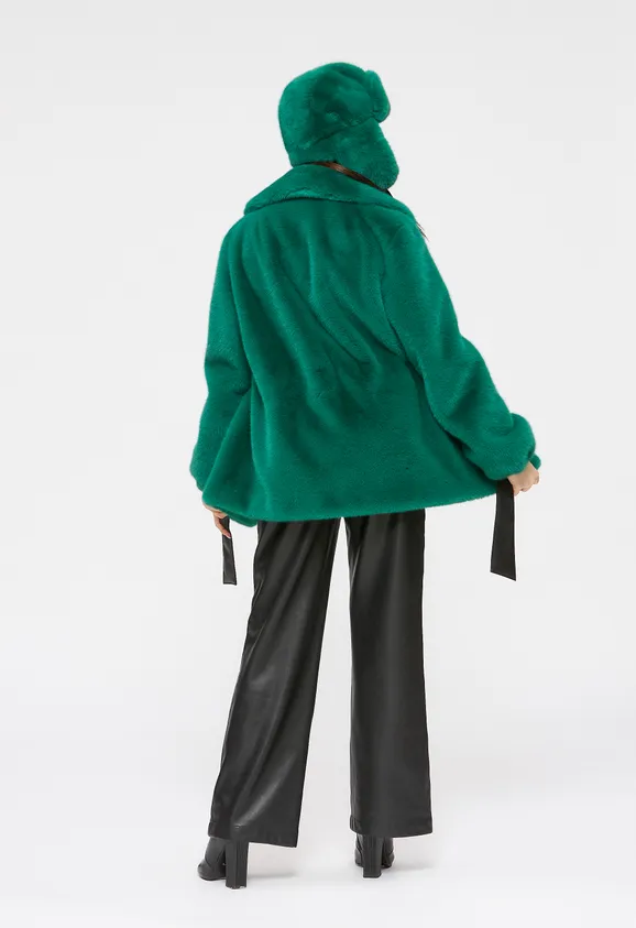 Фото Шуба из эко норки зеленая с английским воротником - 3