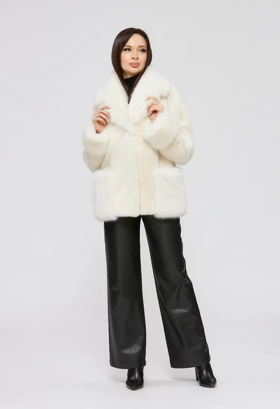 Фото Шуба из белого эко песца и белой эко норки с английским воротником - 2
