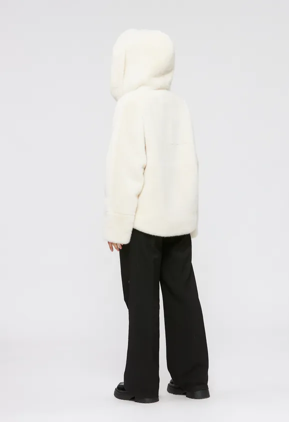 Фото Шуба из эко норки белая с капюшоном - 5