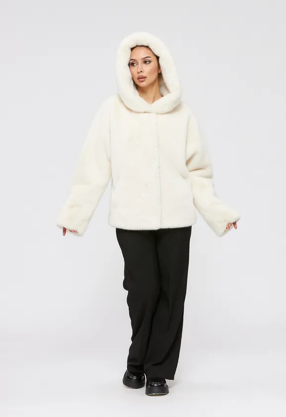 Фото Шуба из эко норки белая с капюшоном - 2