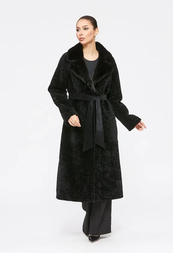 Фото Шуба из натурального астрагана черная с английским воротником из натуральной норки - 1