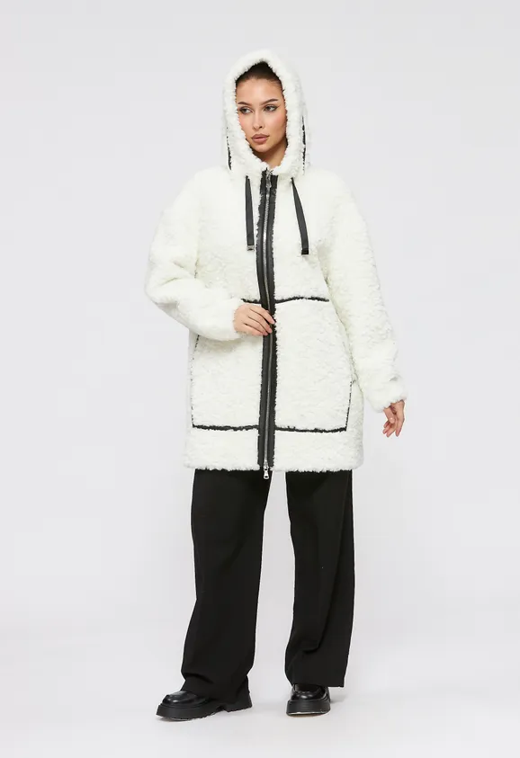 Фото Пальто из натуральной шерсти белое с капюшоном - 4