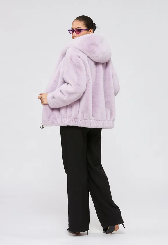 Фото Шуба-бомбер из эко норки лаванда с капюшоном - 7
