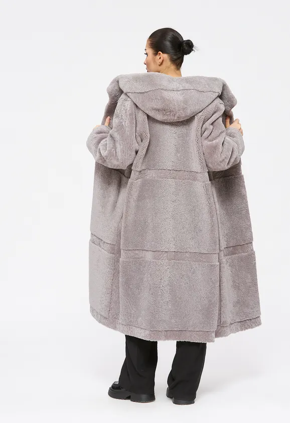 Фото Шуба из натурального астрагана керли лаванда с капюшоном - 7