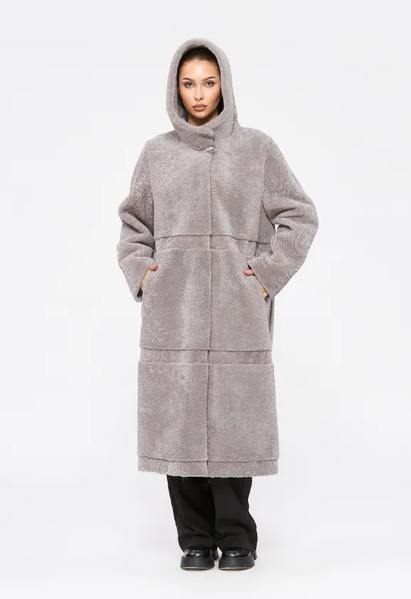 Фото Шуба из натурального астрагана керли лаванда с капюшоном - 8