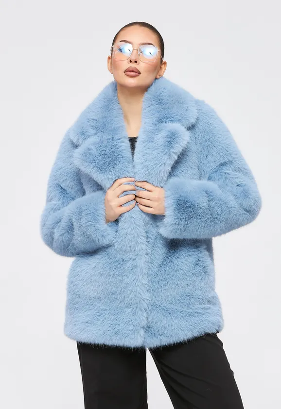 Фото Шуба из эко песца голубая с английским воротником - 5