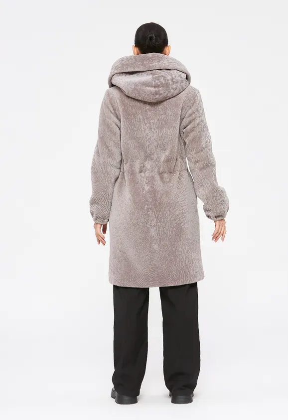 Фото Шуба из натурального астрагана лаванда с капюшоном - 8