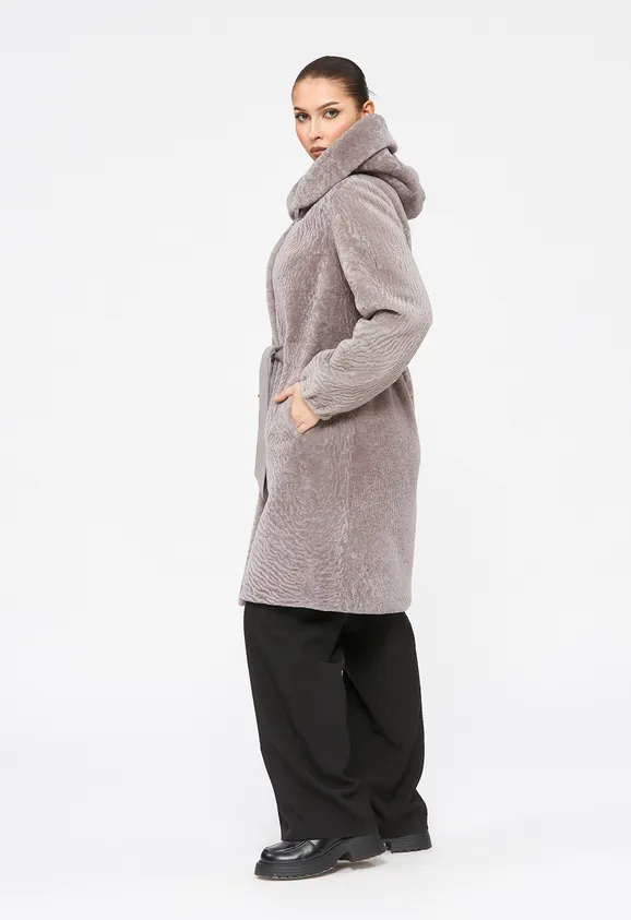 Фото Шуба из натурального астрагана лаванда с капюшоном - 5