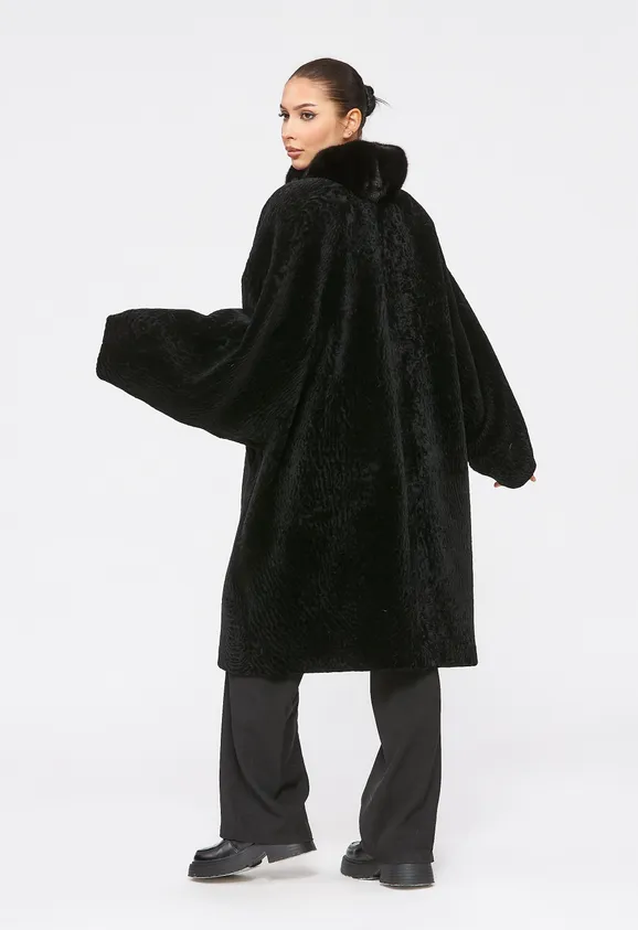Фото Шуба из натурального астрагана черная с капюшоном из натуральной норки - 7