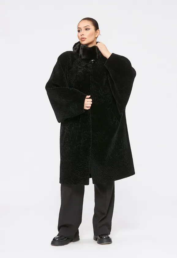 Фото Шуба из натурального астрагана черная с капюшоном из натуральной норки - 8
