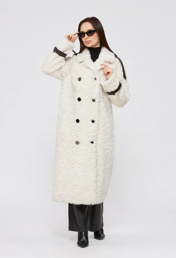 Фото Пальто из шерсти белое с английским воротником - 9