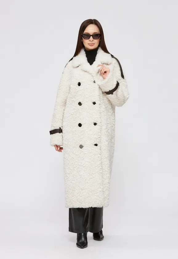 Фото Пальто из шерсти белое с английским воротником - 2