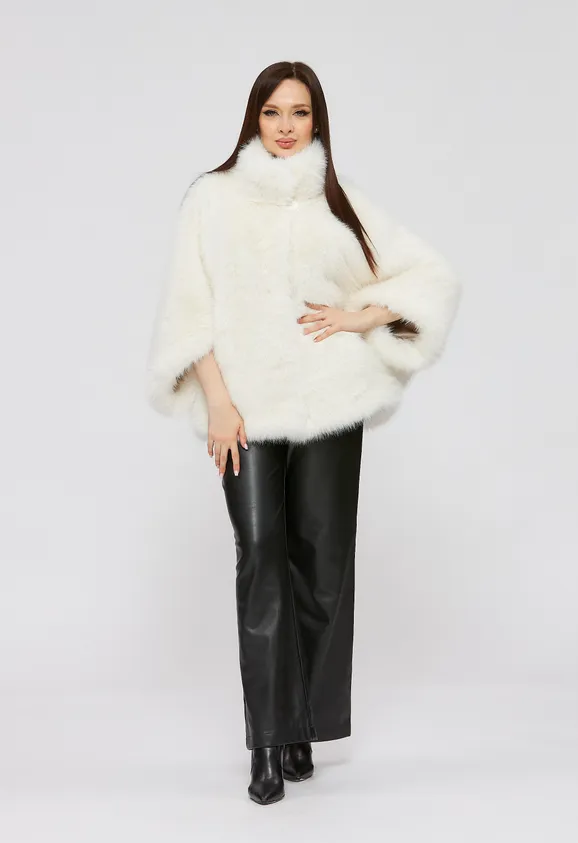 Фото Шуба из эко песца белая с воротником - 8