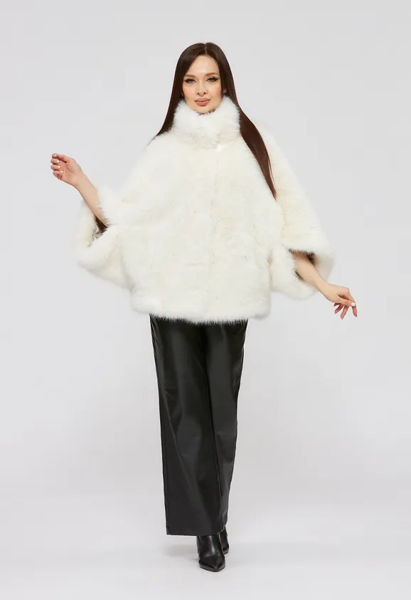 Фото Шуба из эко песца белая с воротником - 4