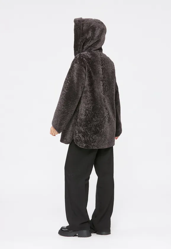 Фото Шуба из натурального астрагана думан с капюшоном - 6