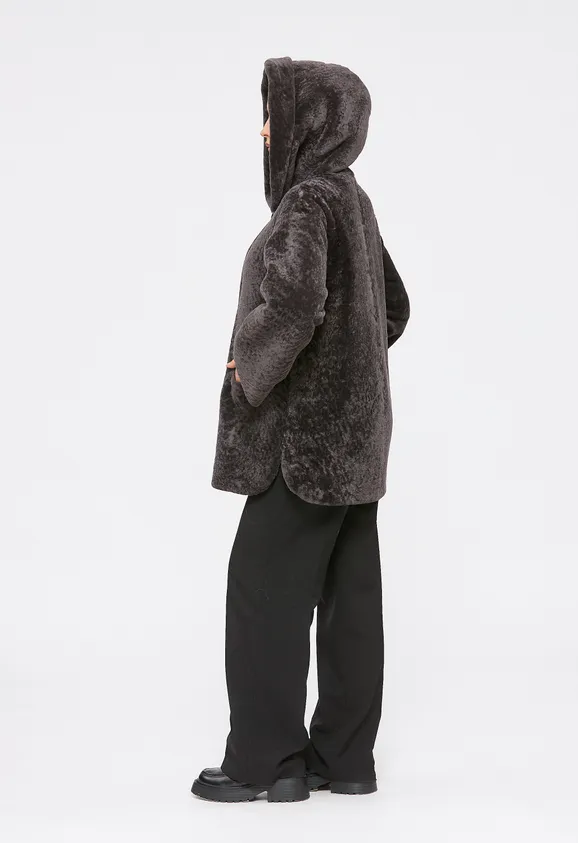 Фото Шуба из натурального астрагана думан с капюшоном - 2