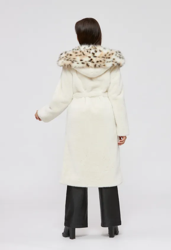 Фото Шуба из эко норки белая с капюшоном из эко рыси - 8
