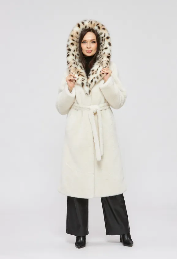 Фото Шуба из эко норки белая с капюшоном из эко рыси - 1