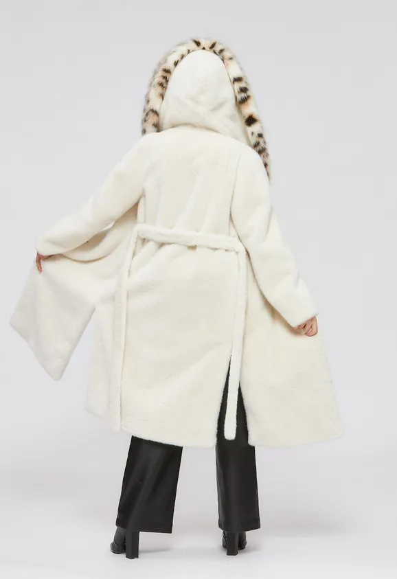 Фото Шуба из эко норки белая с капюшоном из эко рыси - 10