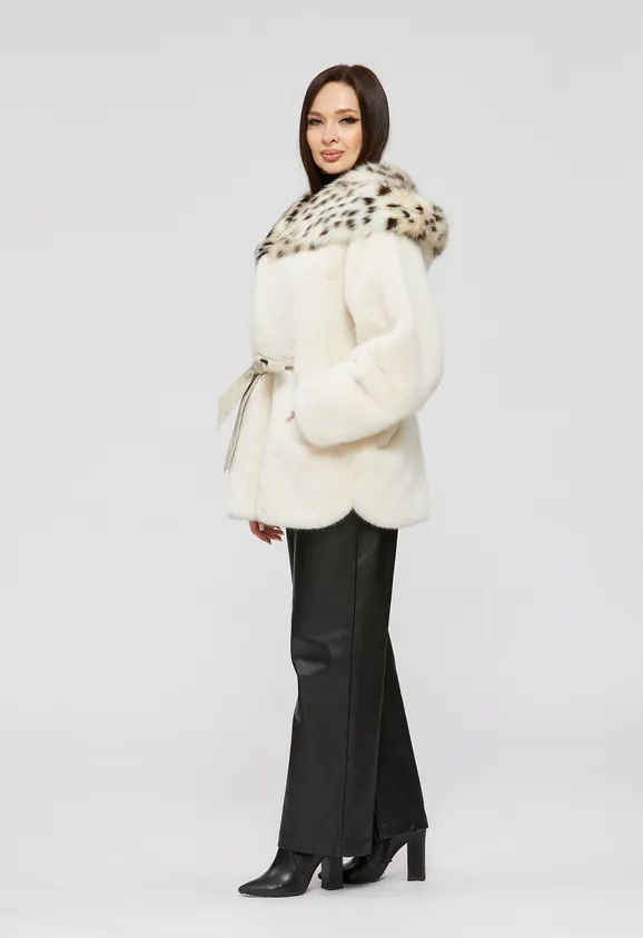 Фото Шуба из эко норки белая с капюшоном из эко рыси - 7