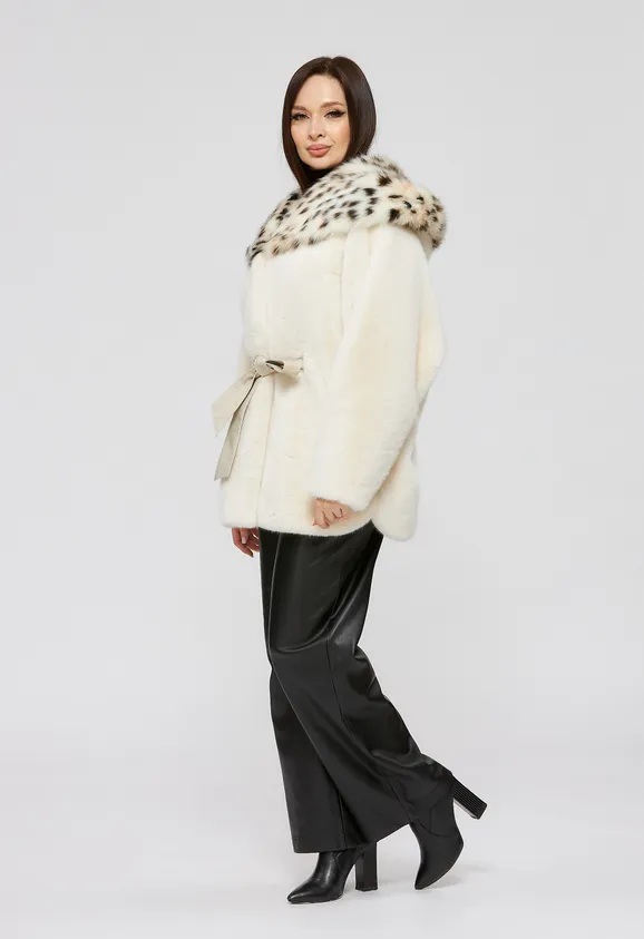 Фото Шуба из эко норки белая с капюшоном из эко рыси - 2