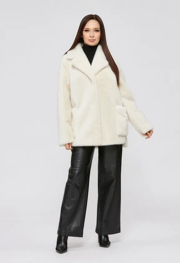 Фото Шуба из эко норки белая с английским воротником - 1