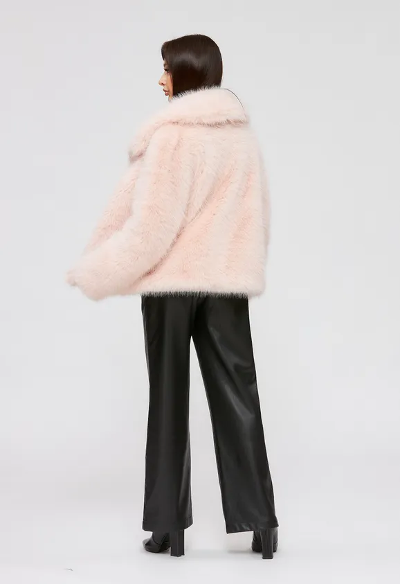 Фото Шуба из эко песца цвета пудра с воротником - 9