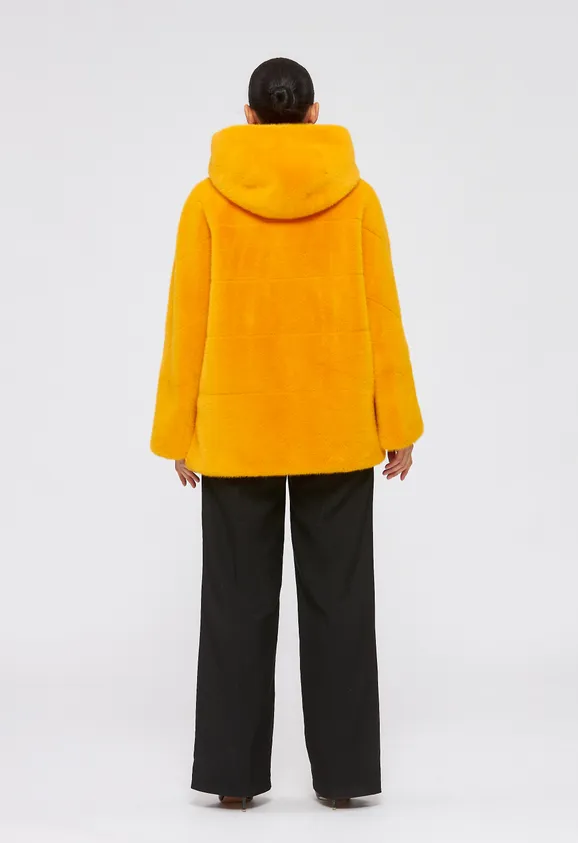 Фото Шуба из эко норки желтая с капюшоном - 9