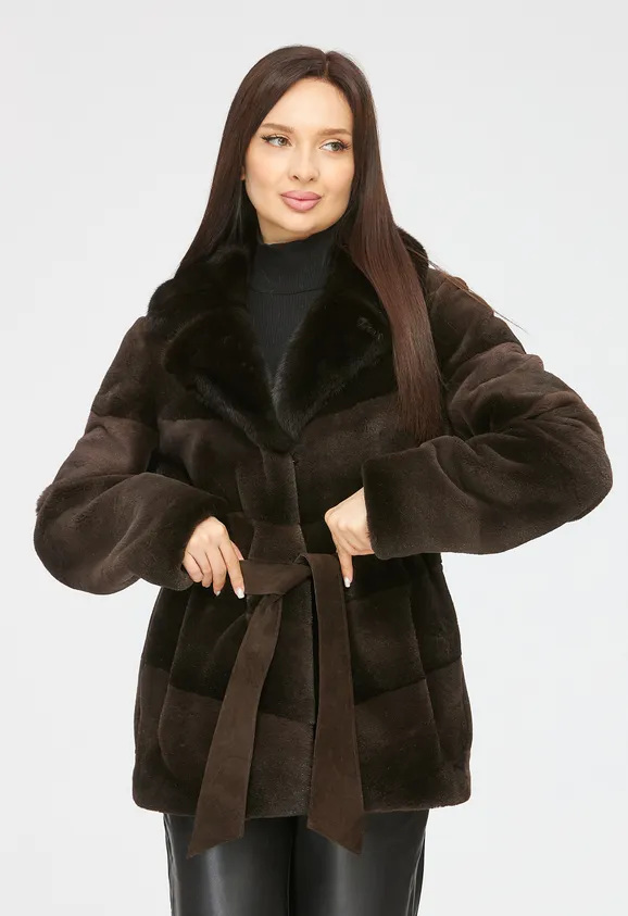 Фото Шуба из натуральной нутрии капучино с английским воротником из натуральной норки - 7