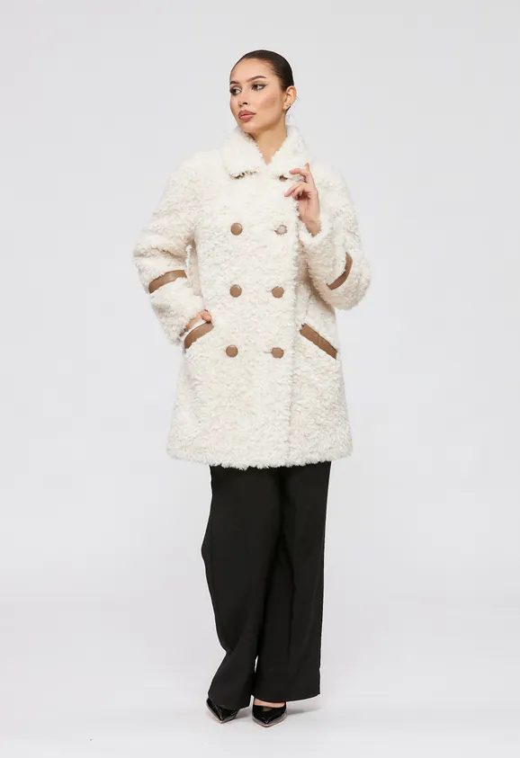 Фото Шуба из натуральной шерсти белая с английским воротником - 4