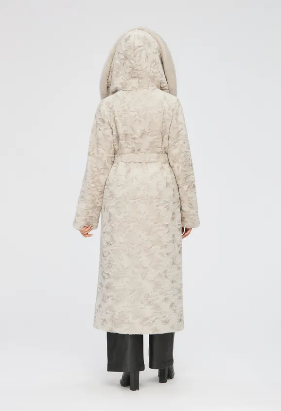 Фото Шуба из эко каракуля серая с капюшоном из эко норки - 7