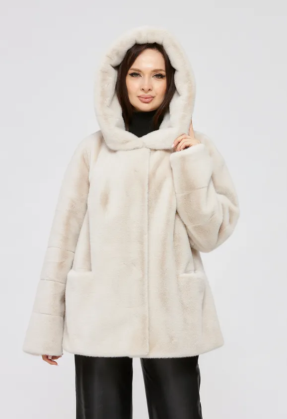 Фото Шуба из эко норки цвета жемчуг с капюшоном - 4