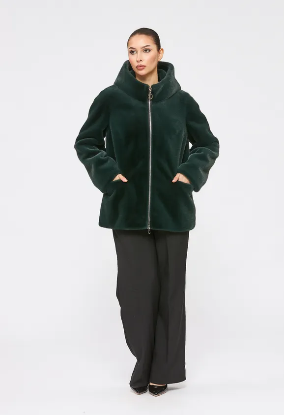Фото Шуба из эко норки темно-зеленая с капюшоном - 1