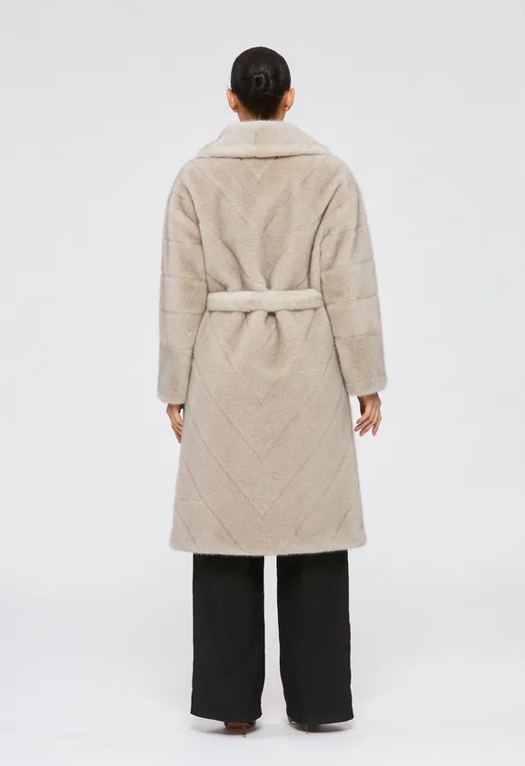 Фото Шуба из эко норки серая с воротником шаль - 8