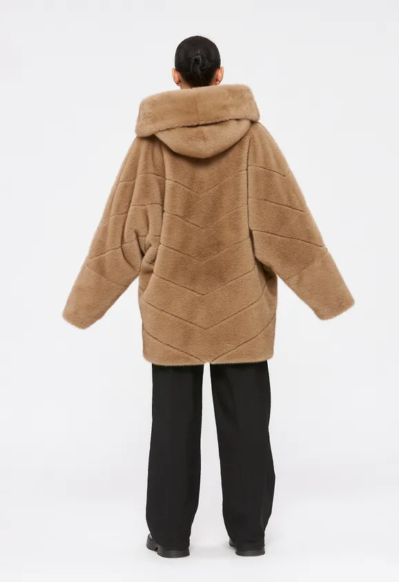 Фото Шуба из эко норки капучино с капюшоном - 9