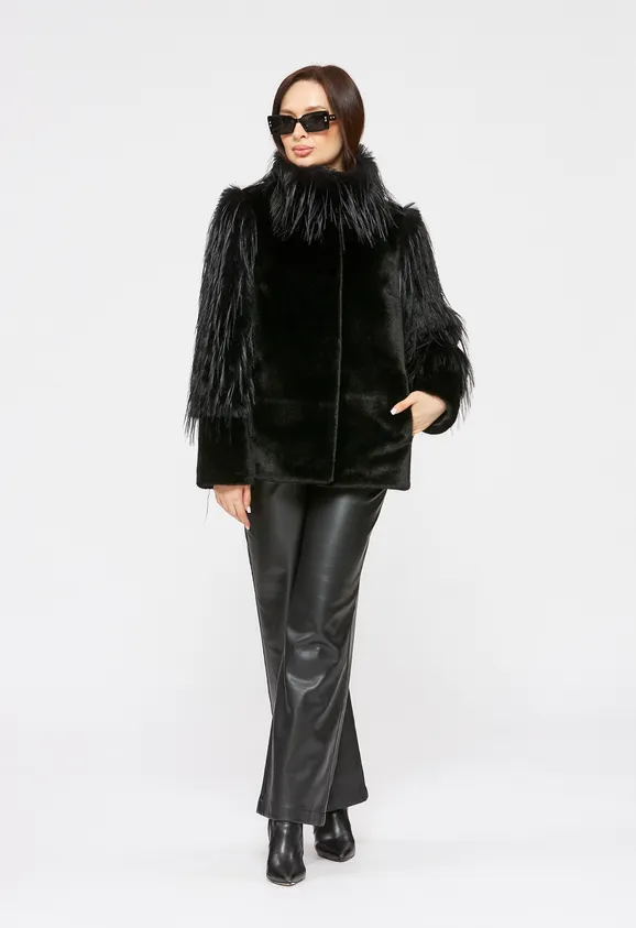 Фото Шуба из эко норки черная с отделкой эко страус - 6