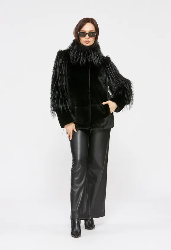 Фото Шуба из эко норки черная с отделкой эко страус - 3