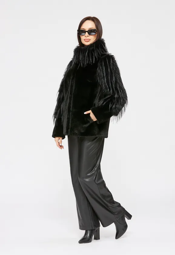 Фото Шуба из эко норки черная с отделкой эко страус - 4