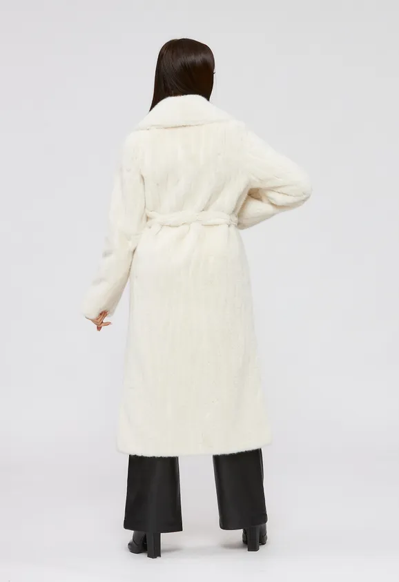 Фото Шуба из эко норки белая с английским воротником - 9