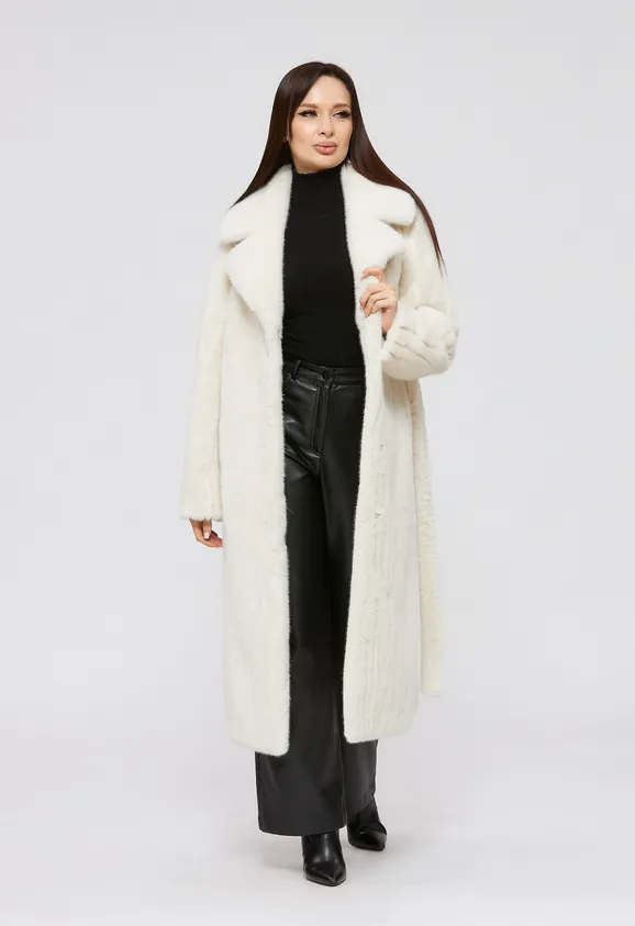Фото Шуба из эко норки белая с английским воротником - 3