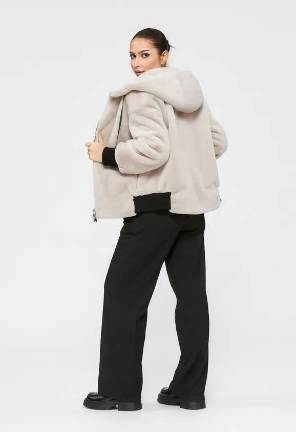 Фото Шуба-бомбер из эко кролика жемчуг - 6