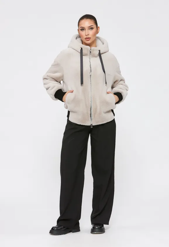 Фото Шуба-бомбер из эко кролика жемчуг - 4