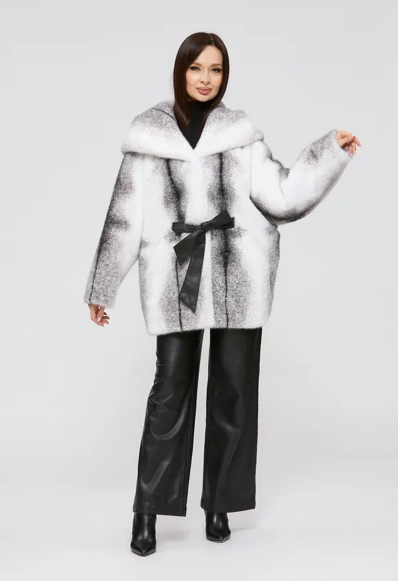 Фото Шуба из эко норки крестовка белая с капюшоном - 10
