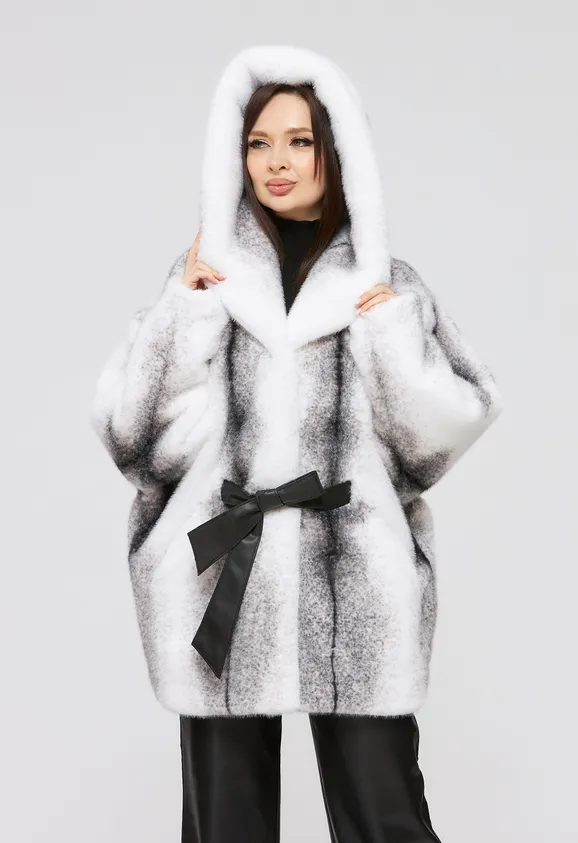 Фото Шуба из эко норки крестовка белая с капюшоном - 3