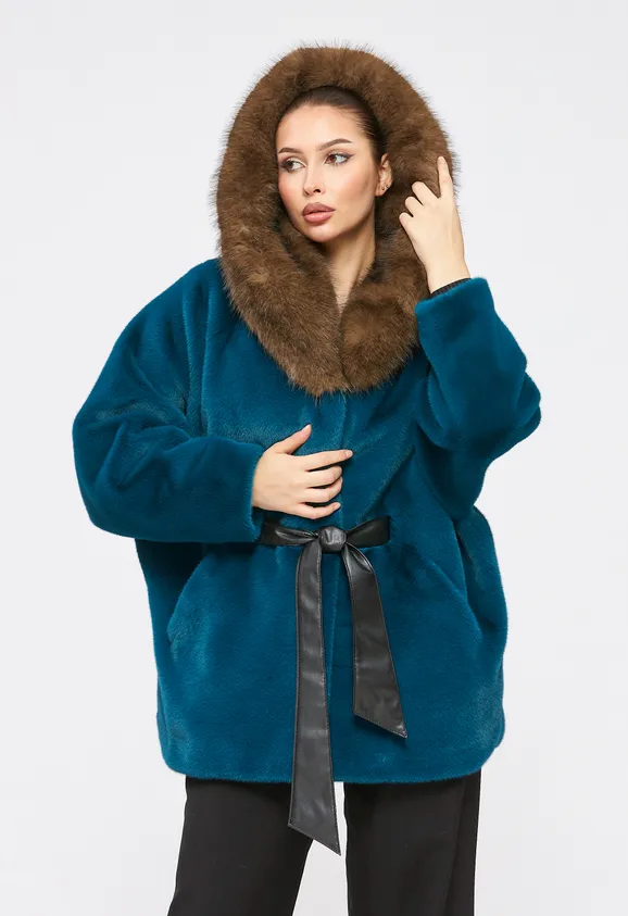 Фото Шуба из эко норки бирюза с капюшоном из эко соболя - 4