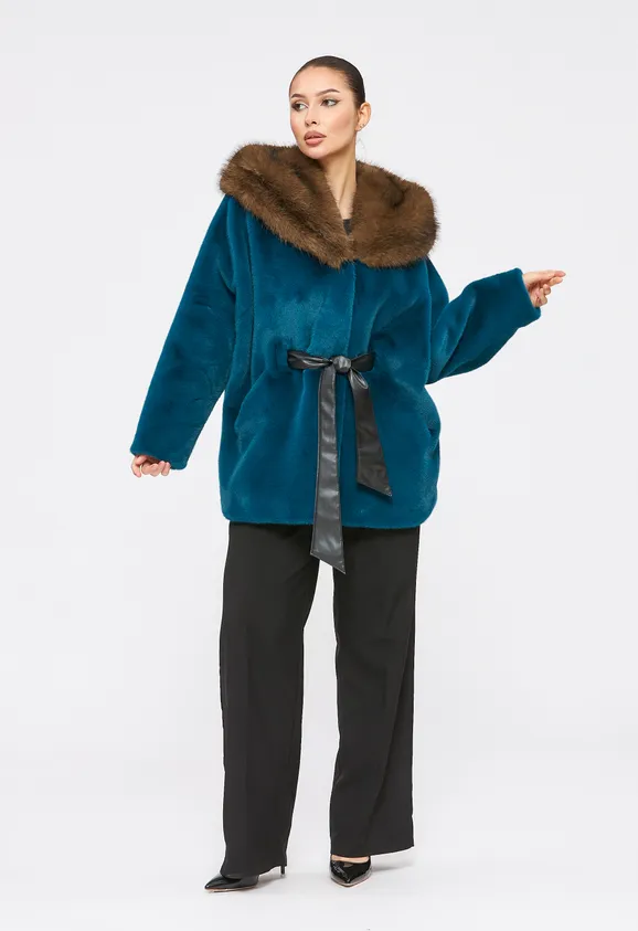 Фото Шуба из эко норки бирюза с капюшоном из эко соболя - 1