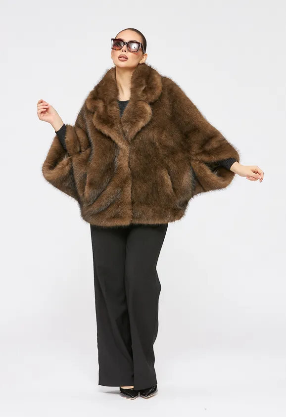 Фото Шуба из эко соболя с английским воротником - 2