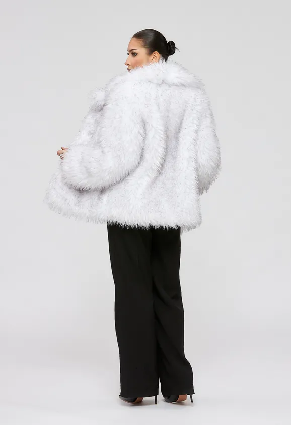 Фото Шуба из эко ламы бело-серая с английским воротником - 3